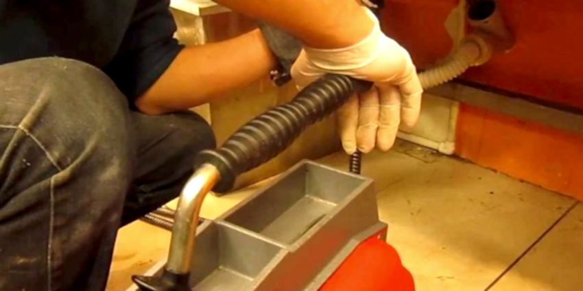 Muradiye Lavabo Gideri Açma